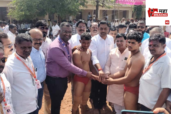 Wrestlers from Dhule and Washim