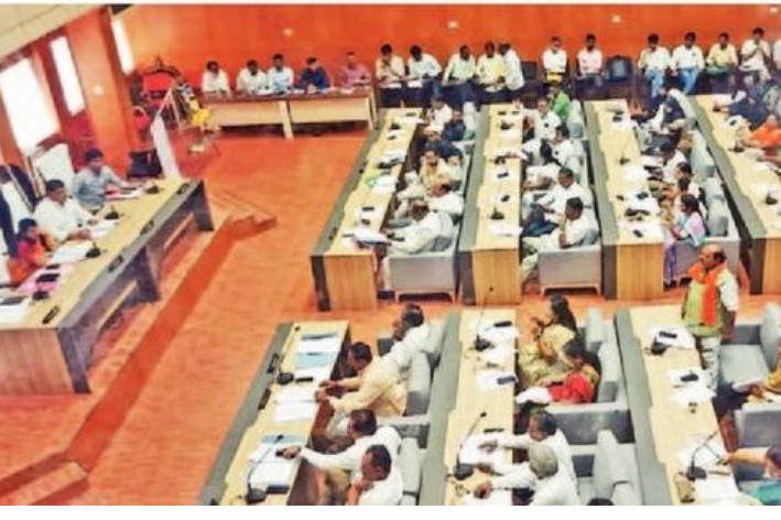 Amravati Municipal meeting